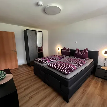 Manuela Hausen im Tal