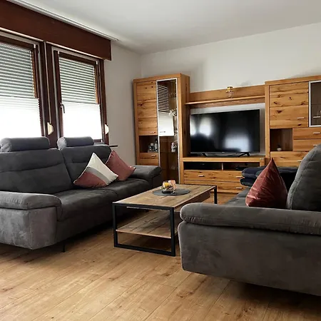 Manuela Lägenhet Hausen im Tal